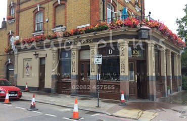 Window Boxes for Pubs_image_022
