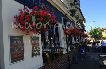 Window Boxes for Pubs_image_052