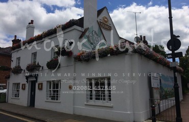 Window Boxes for Pubs_image_082