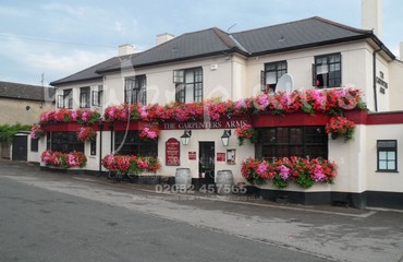 Window Boxes for Pubs_image_134